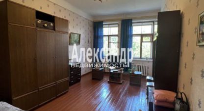 Купить квартиру 2-х комнатную, 72.9 кв. м. Фотография №1 Продам квартиру 2-х комнатную с общей площадью 72.9м2, 3/3 эт., Выборгский район, г. Выборг, Ленинградская обл., Россия, агентство Александр-Недвижимость. Фотография №1
