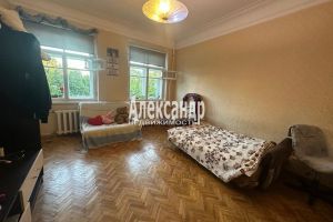 Продам комнату с общей площадью 21м2, 3/4 эт., на улице Эрлеровский, Петродворцовый район, г. Петергоф, Санкт-Петербург, Россия, агентство Александр-Недвижимость Продам комнату с общей площадью 21м2, 3/4 эт., на улице Эрлеровский, Петродворцовый район, г. Петергоф, Санкт-Петербург, Россия, агентство Александр-Недвижимость