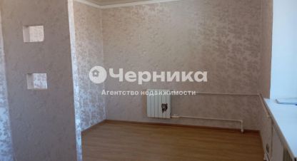 Продам квартиру 2-х комнатную с общей площадью 50.9м2, 4/4 эт., на улице Перспективная, г. Новошахтинск, Ростовская обл., Россия, агентство АН Черника. Фотография №1