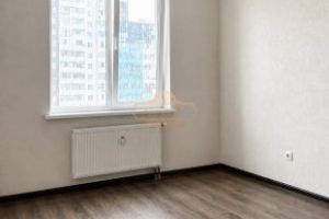 Продам квартиру 1 комнатную с общей площадью 32м2, 8/25 эт., на улице Плесецкая 20к2 с, Приморский район, г. Санкт-Петербург, Санкт-Петербург, Россия, агентство Адресат