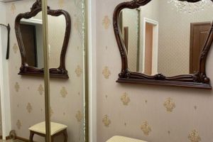 Продам квартиру 2-х комнатную с общей площадью 61.3м2, 3/3 эт., на улице Мира пр-кт, г. Кострома, Костромская обл., Россия, агентство Вектор