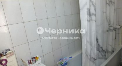 Снять квартиру 2-х комнатную, 43 кв. м., Россия, г. Новошахтинск. Фотография №9