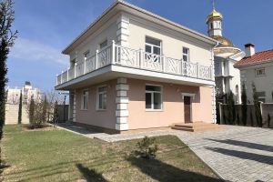 Продам дом 4-х комнатный с общей площадью 181м2, на улице Набережная андрея первозванного, Гагаринский муниципальный окр район, г. Севастополь, Крым авт. респ., Россия, агентство Центр продаж НОВОСТРОЙКИ