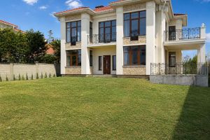 Продам коттедж/дачу 4-х комнатную с общей площадью 345м2, на улице Набережная андрея первозванного, Гагаринский муниципальный окр район, г. Севастополь, Крым авт. респ., Россия, агентство Центр продаж НОВОСТРОЙКИ