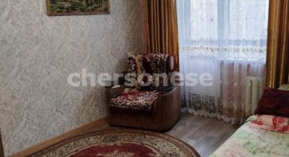Продам квартиру 2-х комнатную с общей площадью 47м2, 2/5 эт., на улице Генерала Острякова, Ленинский район, г. Севастополь, Крым авт. респ., Россия, агентство Херсонес Недвижимость. Фотография №1