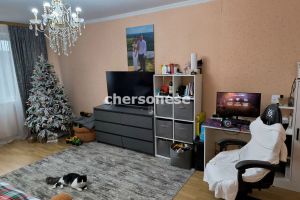 Продам квартиру 3-х комнатную с общей площадью 73м2, 4/5 эт., на улице Каштановая, Ленинский район, г. Севастополь, Крым авт. респ., Россия, агентство Херсонес Недвижимость