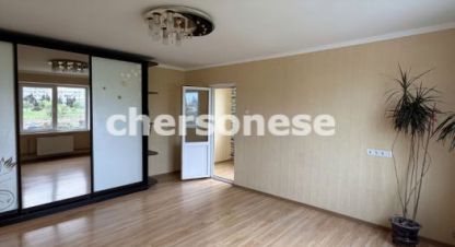 Купить квартиру 1 комнатную, 41.6 кв. м. Фотография №1 Продам квартиру 1 комнатную с общей площадью 41.6м2, 4/10 эт., на улице Столетовский, Гагаринский район, г. Севастополь, Крым авт. респ., Россия, агентство Херсонес Недвижимость. Фотография №1