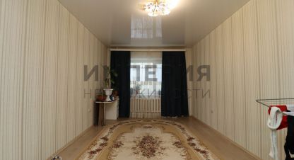 Продам квартиру 3-х комнатную с общей площадью 83м2, 2/5 эт., на улице Пролетарская ул, г. Магадан, Магаданская обл., Россия, агентство Империя Недвижимости. Фотография №1