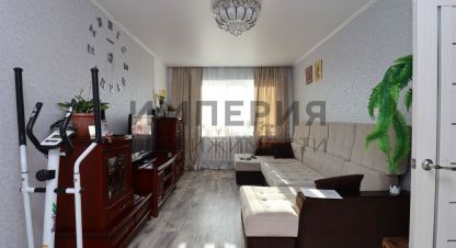 Продам квартиру 3-х комнатную с общей площадью 69.2м2, 5/5 эт., на улице Советская ул, г. Ола, Магаданская обл., Россия, агентство Империя Недвижимости. Фотография №1