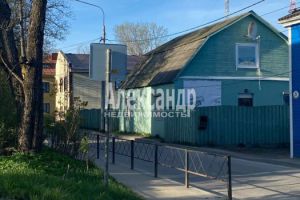 Продам дом 4-х комнатный с общей площадью 78м2, на улице Карелия лахденпохья карла маркса, Лахденпохский район, г. Лахденпохья, Карелия респ., Россия, агентство Александр-Недвижимость
