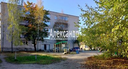 Купить квартиру 2-х комнатную, 34.6 кв. м. Фотография №1 Продам квартиру 2-х комнатную с общей площадью 34.6м2, 5/5 эт., на улице Карелия лахденпохья красноармейская, Лахденпохский район, г. Лахденпохья, Карелия респ., Россия, агентство Александр-Недвижимость. Фотография №1