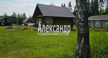Купить дом 2-х комнатную, 61.6 кв. м. Фотография №1 Продам дом 2-х комнатный с общей площадью 61.6м2, на улице Карелия лахденпохья трубачёва, Лахденпохский район, г. Лахденпохья, Карелия респ., Россия, агентство Александр-Недвижимость. Фотография №1