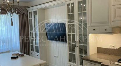 Купить квартиру 3-х комнатную, 71 кв. м. Фотография №1 Продам квартиру 3-х комнатную с общей площадью 71м2, 2/10 эт., на улице Адмирала фадеева, г. Севастополь, Крым авт. респ., Россия, агентство ООО Ренессанс Крым. Фотография №1