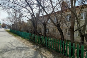Продам квартиру 3-х комнатную с общей площадью 53.3м2, 1/2 эт., на улице Лесопарковая, Рябково район, г. Курган, Курганская обл., Россия, агентство Домовой45