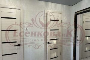 Продам квартиру 1 комнатную с общей площадью 32.8м2, 9/9 эт., на улице 5 микро, Заозерный район, г. Курган, Курганская обл., Россия, агентство Домовой45