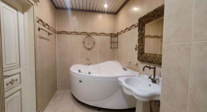 Купить квартиру 3-х комнатную, 100 кв. м., Россия, г. Саратов. Фотография №9