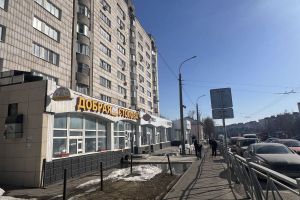 Продам квартиру 2-х комнатную с общей площадью 49.2м2, 4/9 эт., на улице Гвардейская ул, Советский район, г. Казань, Татарстан респ., Россия, агентство Мультилистинг.РФ