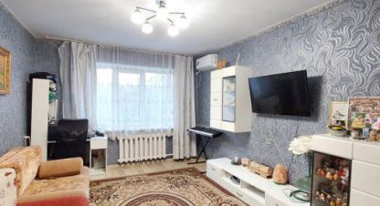 Купить квартиру 4-х комнатную, 83.1 кв. м. Фотография №1 Продам квартиру 4-х комнатную с общей площадью 83.1м2, 1/5 эт., на улице Нахимовская, Квартал 44-й участок район, г. Находка, Приморский край, Россия, агентство АН ИМПЕРИАЛ(Находка). Фотография №1