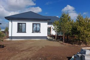 Продам дом 4-х комнатный с общей площадью 89м2, на улице Ежевичная, г. Зелёные кварталы, Свердловская обл., Россия, агентство Артис Про Продам дом 4-х комнатный с общей площадью 89м2, на улице Ежевичная, г. Зелёные кварталы, Свердловская обл., Россия, агентство Артис Про