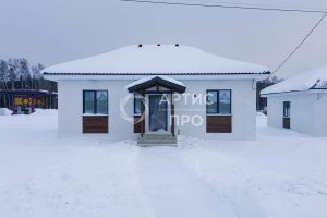 Продам дом 4-х комнатный с общей площадью 87.6м2, на улице Отто шмидта, г. Курганово, Свердловская обл., Россия, агентство Артис Про Продам дом 4-х комнатный с общей площадью 87.6м2, на улице Отто шмидта, г. Курганово, Свердловская обл., Россия, агентство Артис Про