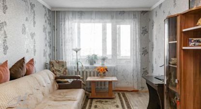 Купить квартиру 3-х комнатную, 58.7 кв. м. Фотография №1 Продам квартиру 3-х комнатную с общей площадью 58.7м2, 3/9 эт., на улице Прудская ул, г. Новоалтайск, Алтайский край, Россия, агентство Миэль офис в Барануле. Фотография №1