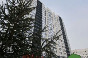 Продам квартиру 2-х комнатную с общей площадью 37.4м2, 2/18 эт., на улице Павловский тракт, Индустриальный район, г. Барнаул, Алтайский край, Россия, агентство Миэль офис в Барануле