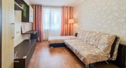 Купить 2-х комнатную квартиру на улице Лазурная ул г. Барнаул. Фотография №4