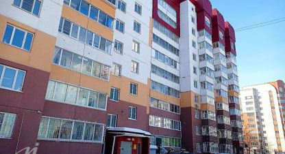 Купить квартиру 1 комнатную, 30.1 кв. м. Фотография №1 Продам квартиру 1 комнатную с общей площадью 30.1м2, 9/10 эт., на улице Лазурная ул, Индустриальный район, г. Барнаул, Алтайский край, Россия, агентство Миэль офис в Барануле. Фотография №1