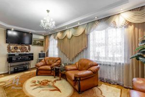 Продам дом 3-х комнатный с общей площадью 64м2, Октябрьский район, г. Барнаул, Алтайский край, Россия, агентство Миэль офис в Барануле Продам дом 3-х комнатный с общей площадью 64м2, Октябрьский район, г. Барнаул, Алтайский край, Россия, агентство Миэль офис в Барануле
