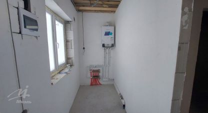 Купить дом 3-х комнатную, 75.5 кв. м. Фотография №1 Продам дом 3-х комнатный с общей площадью 75.5м2, на улице Центральный п, Центральный район, г. Барнаул, Алтайский край, Россия, агентство Миэль офис в Барануле. Фотография №1