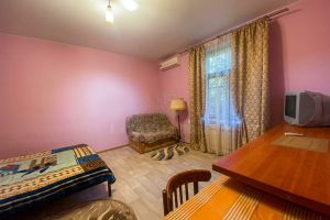 Продам квартиру 1 комнатную с общей площадью 29м2, 1/2 эт., на улице Гавена, г. Севастополь, Крым авт. респ., Россия, агентство InVita Realty