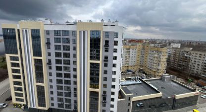 Сдам офисное помещение с общей площадью 12м2, на улице 50 лет Октября, Красноармейский район, г. Волгоград, Волгоградская обл., Россия, агентство Живем Дома. Фотография №1
