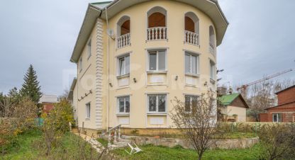 Продам дом с общей площадью 640м2, на улице Историческая, г. Посёлок совхозный, Свердловская обл., Россия, агентство ГорОбмен. Фотография №1