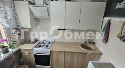 Продам квартиру 1 комнатную с общей площадью 31.8м2, 5/5 эт., на улице Лесная, г. Сочи, Краснодарский край, Россия, агентство ГорОбмен. Фотография №1
