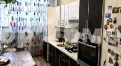 Купить 3-х комнатную квартиру в г. Щёкино. Фотография №2 Купить 3-х комнатную квартиру в г. Щёкино. Фотография №2