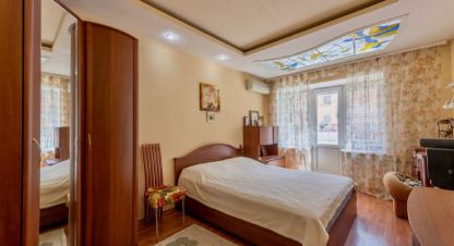 Купить квартиру 3-х комнатную, 104 кв. м., Россия, г. Астрахань. Фотография №9