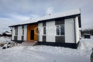 Продам дом 4-х комнатный с общей площадью 134м2, на улице Зеленый берег, г. Курганово, Свердловская обл., Россия, агентство Артис Про Продам дом 4-х комнатный с общей площадью 134м2, на улице Зеленый берег, г. Курганово, Свердловская обл., Россия, агентство Артис Про