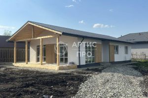 Продам дом 4-х комнатный с общей площадью 130м2, на улице Огородников, г. Косулино, Свердловская обл., Россия, агентство Артис Про Продам дом 4-х комнатный с общей площадью 130м2, на улице Огородников, г. Косулино, Свердловская обл., Россия, агентство Артис Про
