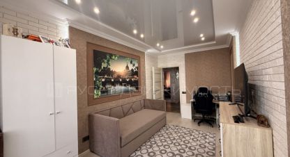 Купить квартиру 3-х комнатную, 72.1 кв. м., Россия, г. Киров. Фотография №9