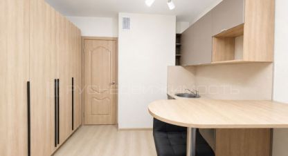 Купить квартиру, 25 кв. м. Фотография №1 Продам квартиру с общей площадью 25м2, 13/18 эт., на улице Павла корчагина ул, г. Киров, Кировская обл., Россия, агентство Руснедвижимость. Фотография №1