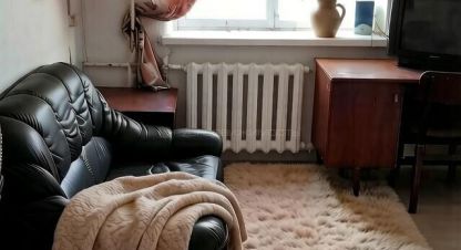 Купить комнату, 10.7 кв. м. Фотография №1 Продам комнату с общей площадью 10.7м2, 5/5 эт., на улице Левитана ул, г. Киров, Кировская обл., Россия, агентство Руснедвижимость. Фотография №1