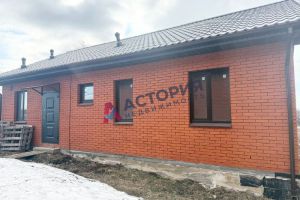 Продам дом 3-х комнатный с общей площадью 85м2, на улице Покровская, г. Бежка, Тульская обл., Россия, агентство АН Астория