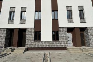 Продам дом 3-х комнатный с общей площадью 75м2, на улице Бандеры, г. Черкассы, Черкасская обл., Украина, агентство Aspo.biz