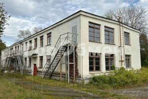 Продам производственно-складское помещение с общей площадью 1017.7м2, на улице Петрозаводская, г. Посёлокского типа надвоицы, Карелия респ., Россия, агентство ГорОбмен Продам производственно-складское помещение с общей площадью 1017.7м2, на улице Петрозаводская, г. Посёлокского типа надвоицы, Карелия респ., Россия, агентство ГорОбмен