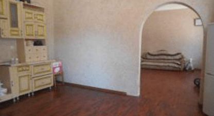 Купить коттедж/дачу 6-ти комнатную, 627 кв. м. Фотография №1 Продам коттедж/дачу 6-ти комнатную с общей площадью 627м2, на улице Товсолта аушева ул, г. С сурхахи, Ингушетия респ., Россия, агентство Джойнио. Фотография №1