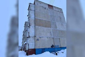 Продам квартиру 3-х комнатную с общей площадью 84.5м2, 5/5 эт., на улице Садовая ул, г. Магадан, Магаданская обл., Россия, агентство Джойнио Продам квартиру 3-х комнатную с общей площадью 84.5м2, 5/5 эт., на улице Садовая ул, г. Магадан, Магаданская обл., Россия, агентство Джойнио