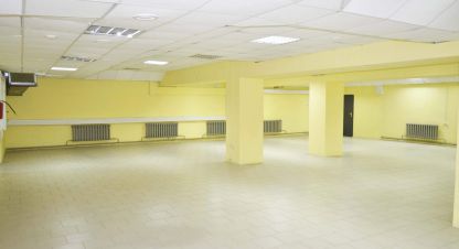 Снять торговое помещение в г. П колывань. Фотография №3 Снять торговое помещение в г. П колывань. Фотография №3