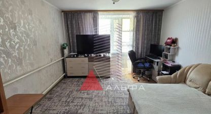 Продаётся 2-х комнатная квартира в г. Черноморское . Фотография №6
