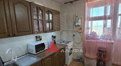 Продам квартиру 2-х комнатную с общей площадью 51.4м2, 5/5 эт., на улице Южная, г. Черноморское , Крым авт. респ., Россия, агентство Альфа Недвижимость. Фотография №1