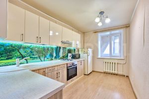 Продам квартиру 3-х комнатную с общей площадью 63.1м2, 4/9 эт., на улице Добролюбова, г. Пермь, Пермский край, Россия, агентство CENTURY 21 Россия Продам квартиру 3-х комнатную с общей площадью 63.1м2, 4/9 эт., на улице Добролюбова, г. Пермь, Пермский край, Россия, агентство CENTURY 21 Россия